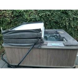 Spa/jacuzzi Sunbelt Tornado Storm 3 pers.