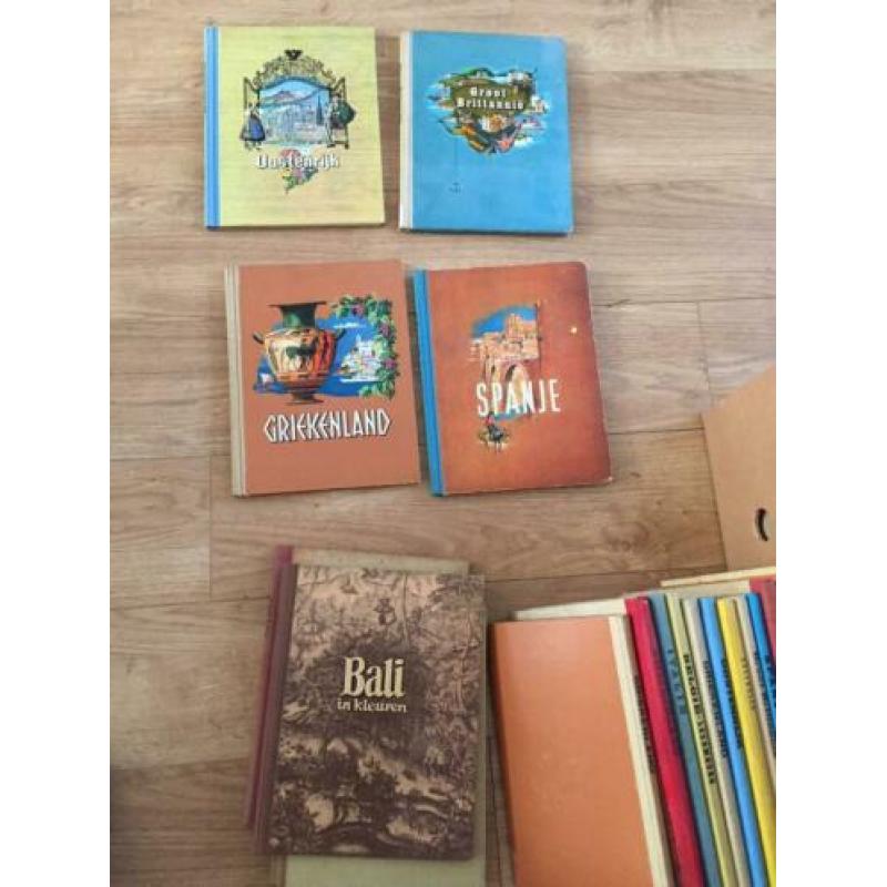 Verzameling boeken over landen