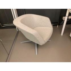 Riante Italiaanse draaibare design fauteuil