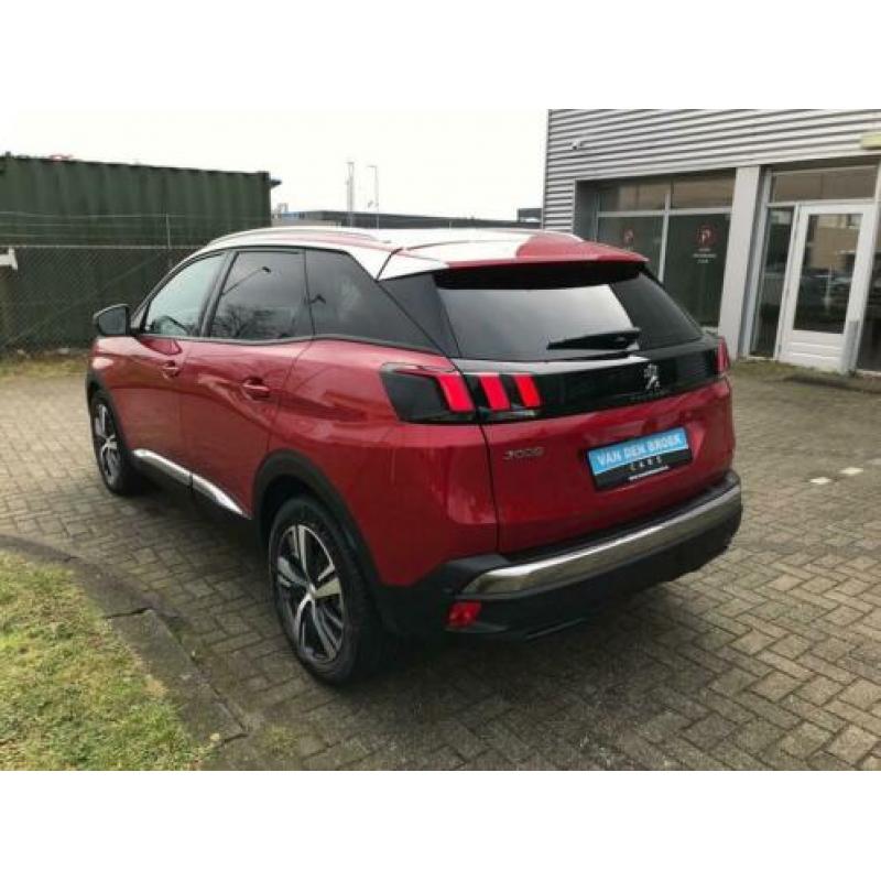 Peugeot 3008 1.2 PureTech Allure NAVI / ELEC ACHTERKLEP / 36