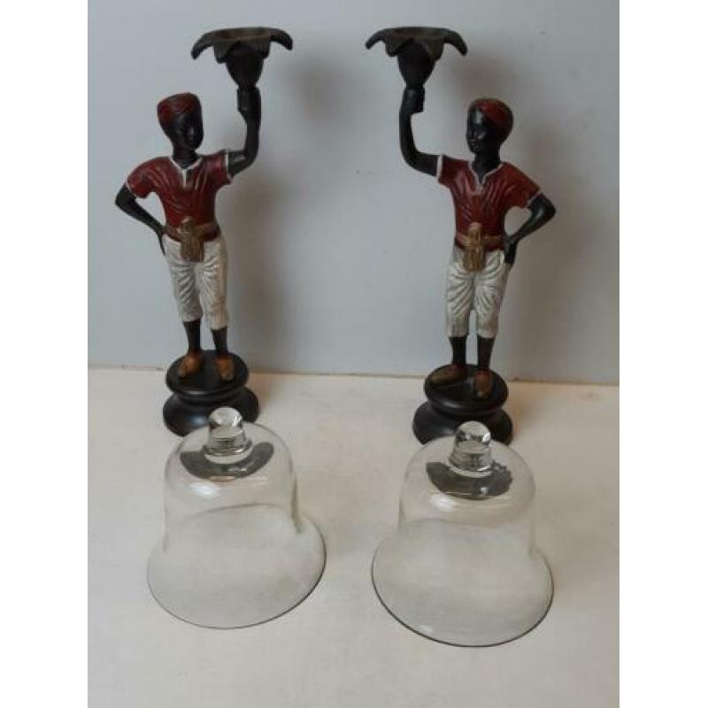 2 bronzen kandelaars met windlicht
