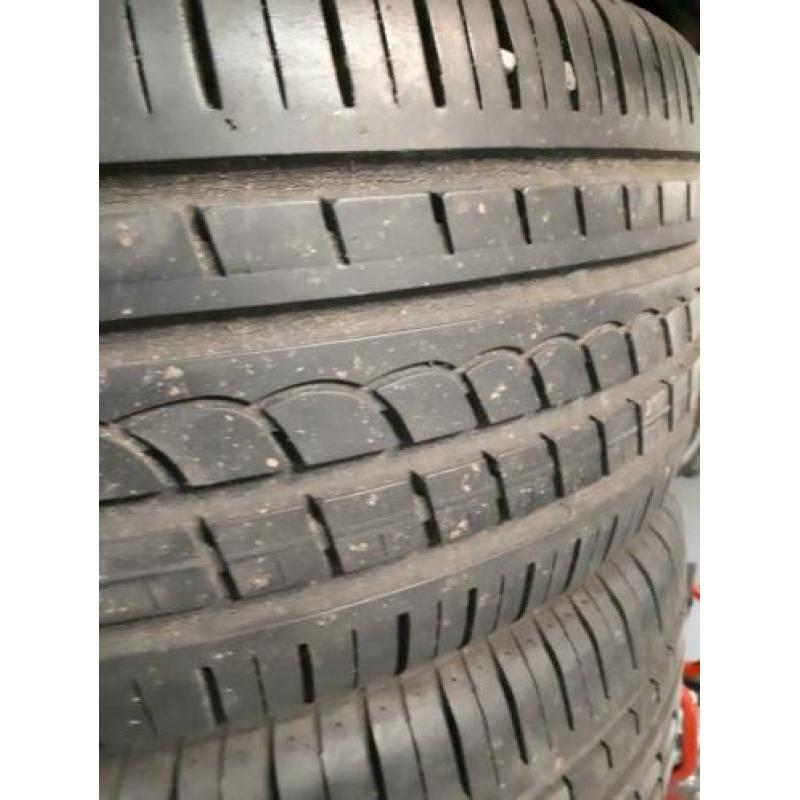 4 Pirelli banden 225/50 17