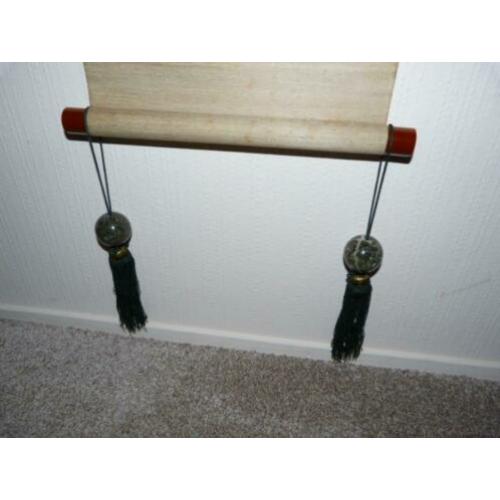oude Japanse Scroll gewichten "Fuchin" met zijde tassels.