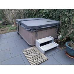 Spa/jacuzzi Sunbelt Tornado Storm 3 pers.