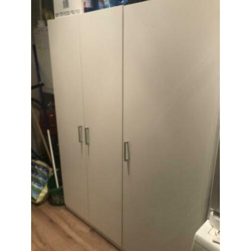 Ikea Dombas witte kledingkasten