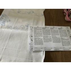 borduurpakket vierkant tafelkleed borduren, Dekservet