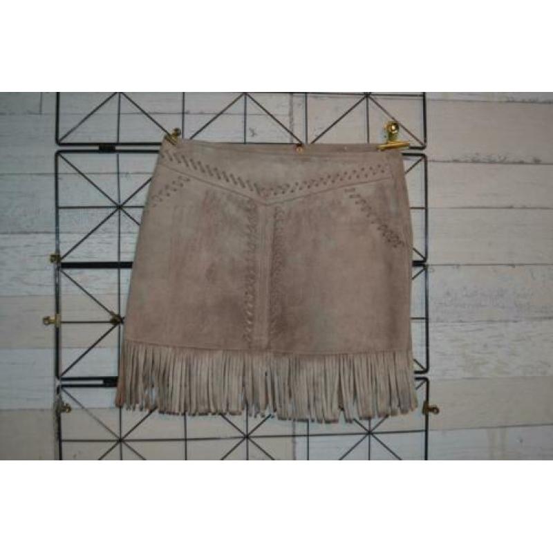 suedine rokje, franje "indianen look" maat 36 - nl01