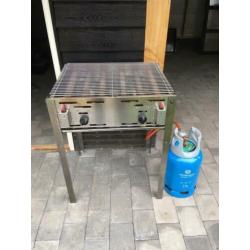Slagersbarbecue met rooster huren??