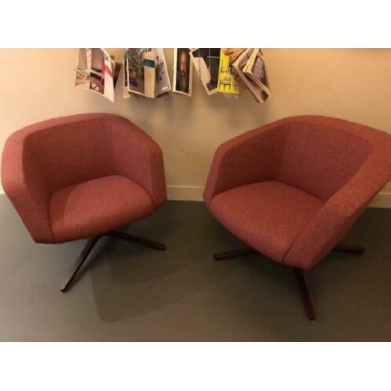 Riante Italiaanse draaibare design fauteuil