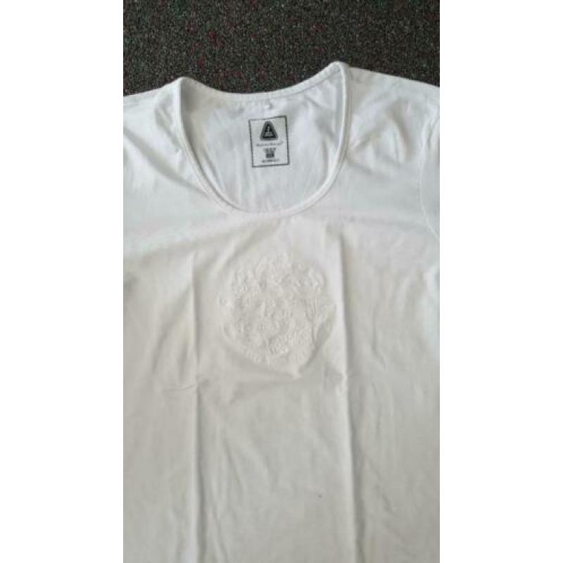 2 shirts human nature mt. XXl/ Xl z.g.a.n wit en zalmroze