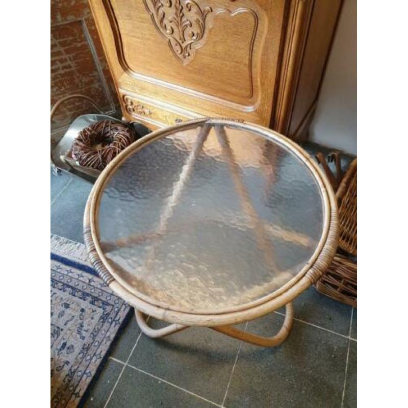 Vintage rotan tafeltje