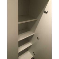 Ikea Dombas witte kledingkasten