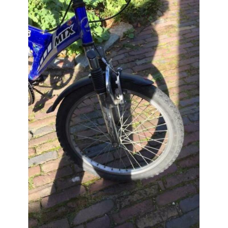 Mountainbike blauw