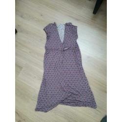 zwangerschaps boven kleding zomer