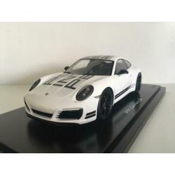 Porsche 911 (991) Carrera S Endurance Racing 2016 wit 1:18