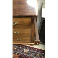 Antiek secretaire