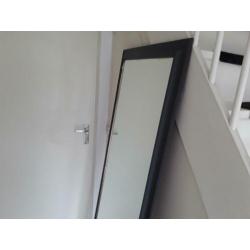 Spiegel groot , hoog 168 br 69, 50.00 euro
