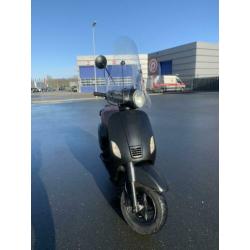 Edwards scooter