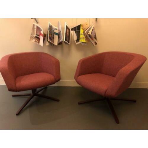 Riante Italiaanse draaibare design fauteuil