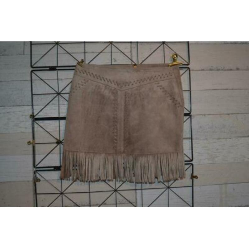suedine rokje, franje "indianen look" maat 36 - nl01
