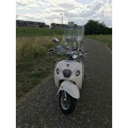 Retro scooter