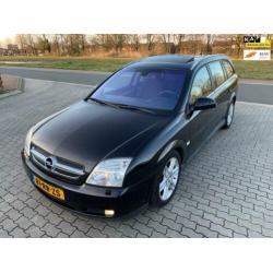 Opel Vectra Wagon 2.2-16V Cosmo Airco/Cruise/17 LM/Nieuw APK