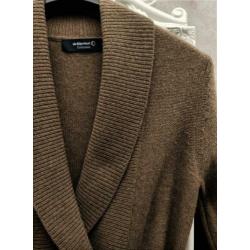 Bijenkorf - lang vest elegant en warm met riem Maat M
