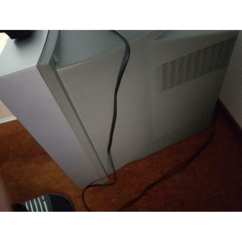 Panasonic Stereo TV type TX-28 PS (gratis)