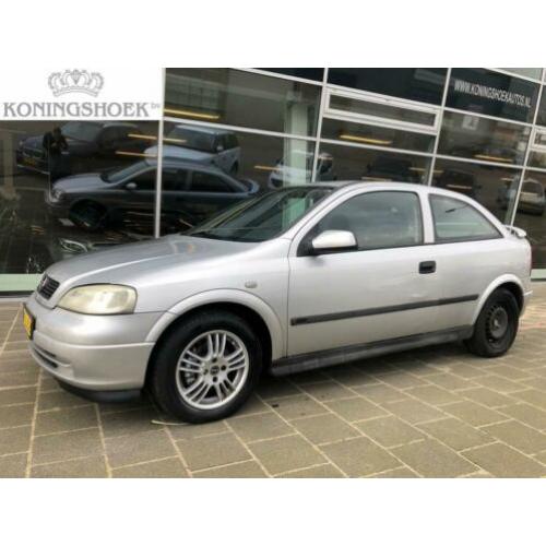 Opel Astra 1.6-16V Club