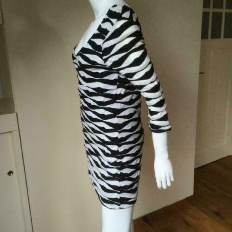 4036 Zwart/witte gestreepte jurk tuniek COOLCAT; Mt=M"