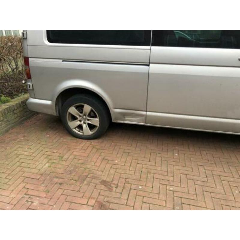 Volkswagen Transporter 2.5 TDI 1.0 128KW DC 2006
