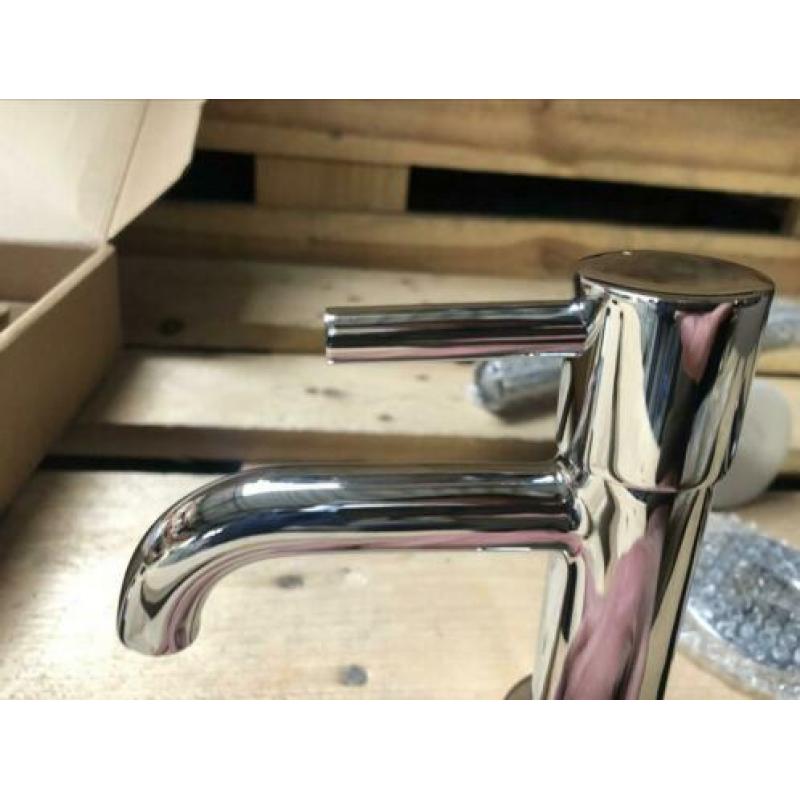|238| Wastafelgarnituur toiletfontein | Kraan & Syfon | NIEU