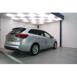 Kia cee'd Sportswagon 1.6 GDI First Edition + Camera + Navi