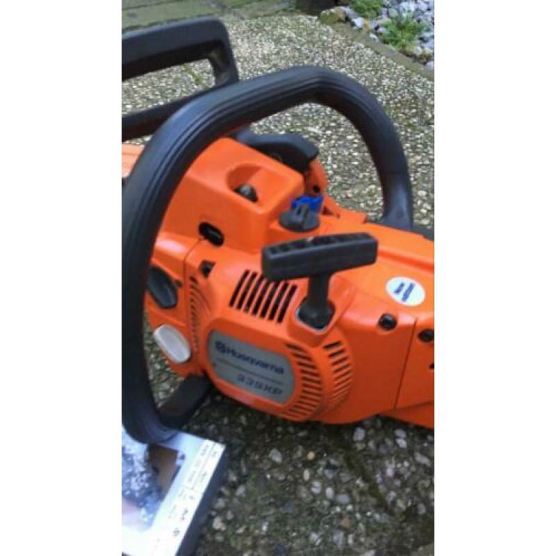 Tekoop Husgvarna 339 XP kettingzaag met benzine