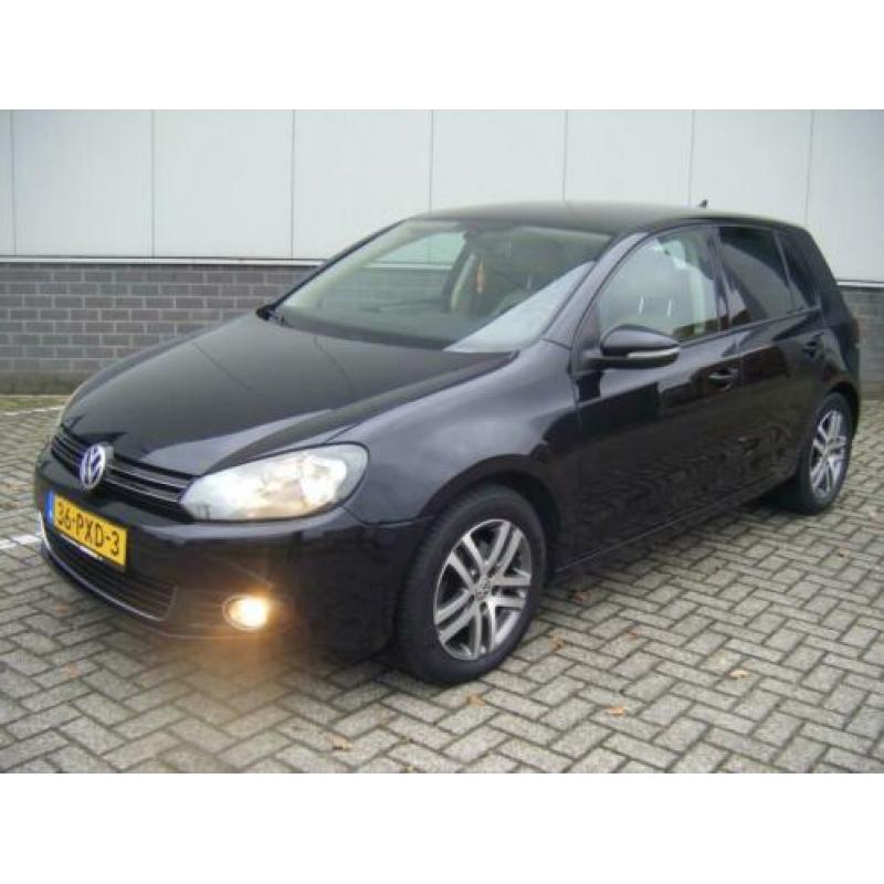 Volkswagen Golf 1.6 TDI Highline BlueMotion Zwart Full leder