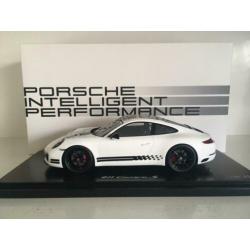 Porsche 911 (991) Carrera S Endurance Racing 2016 wit 1:18