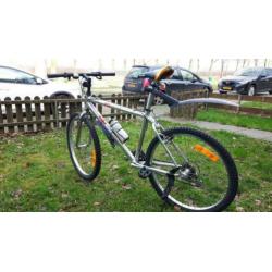 Aprilia serie 9000 Mountainbike 26 inch als nieuw
