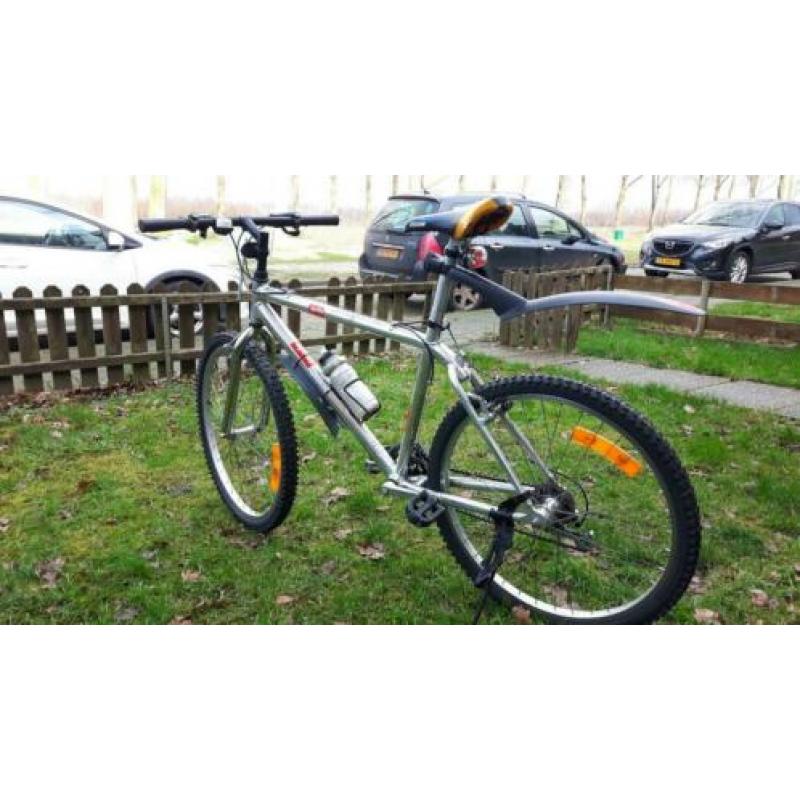 Aprilia serie 9000 Mountainbike 26 inch als nieuw