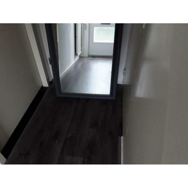 Spiegel groot , hoog 168 br 69, 50.00 euro