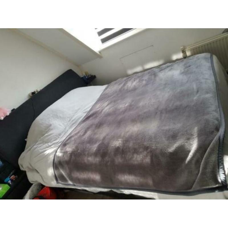 Tweepersoons bed