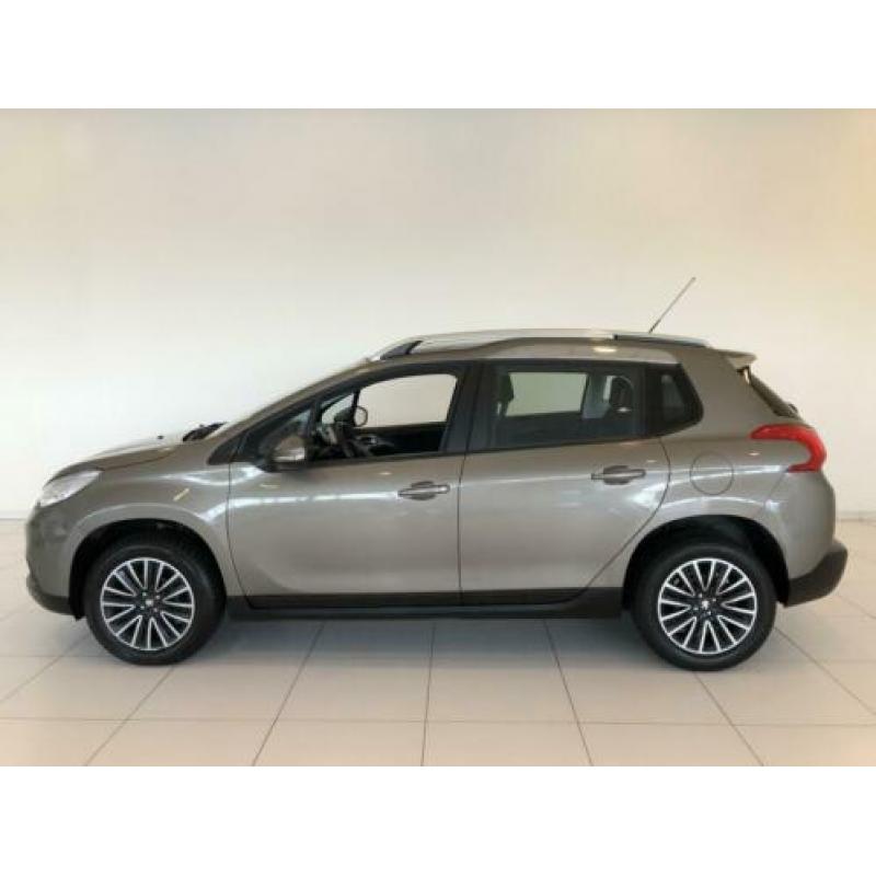 Peugeot 2008 1.2 PureTech Active | Navigatie | Panoramadak |