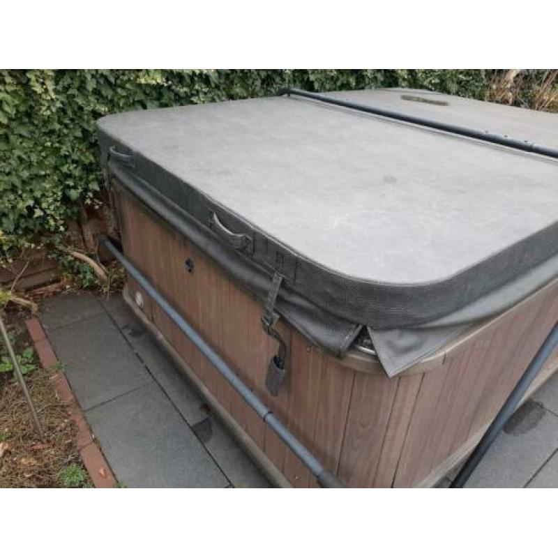 Spa/jacuzzi Sunbelt Tornado Storm 3 pers.
