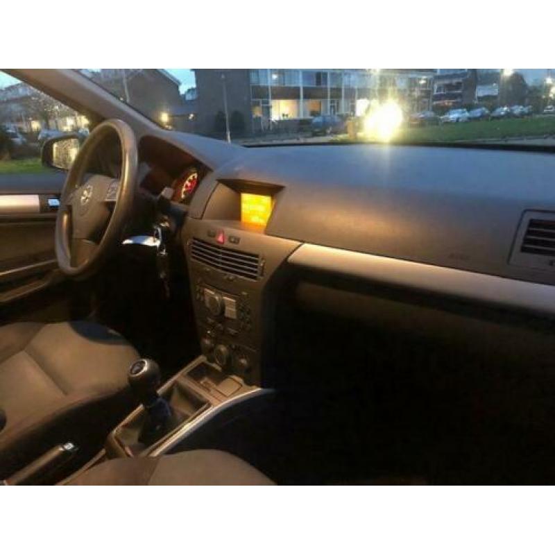 Opel Astra 1.6 Edition 2006 Airco! Nieuwe distributieriem! N