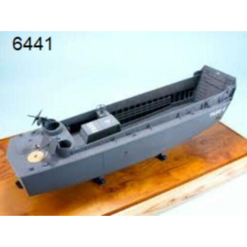 NIEUW Italeri 1:35 LCVP Landing Craft 6441 modelbouw