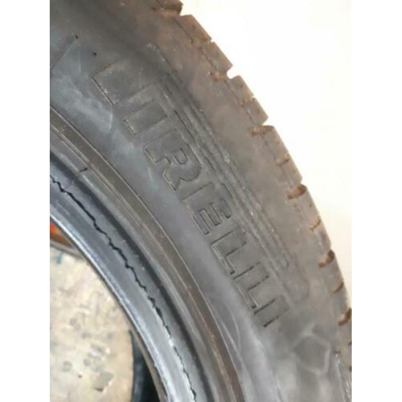 4 Pirelli banden 225/50 17