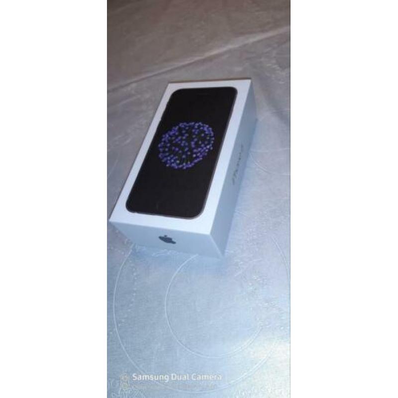 iPhone 6 grijs met bon
