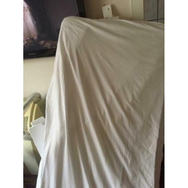 Eenpersoons bed