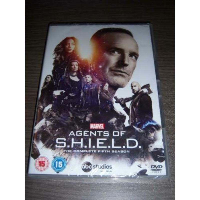 MARVEL AGENTS of S.H.I.E.L.D. 6 disc box seizoen 5 sealed