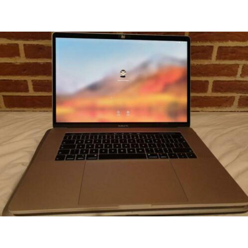 Apple MacBook Pro 15' (2018) TB met AppleCare+