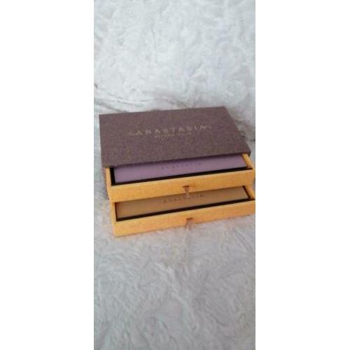 Anastasia Beverly Hills Vault incl. Soft glam & modern ren.